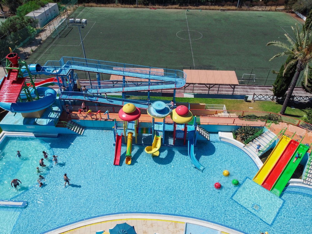 Alfagar Alto da Colina — Attractions for children in Albufeira, Faro
