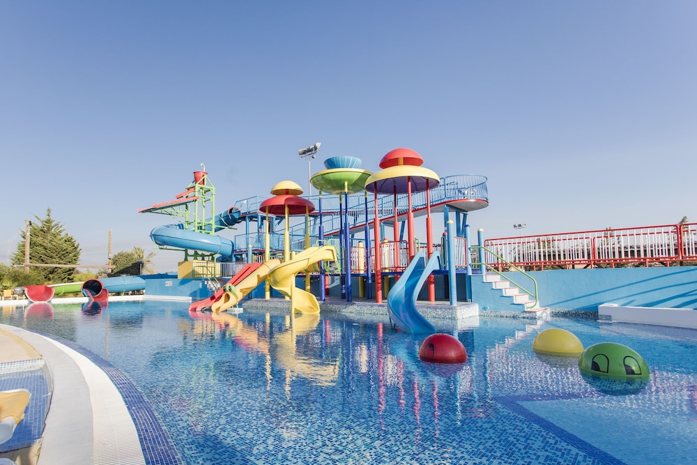 Alfagar Alto da Colina — Attractions for children in Albufeira, Faro