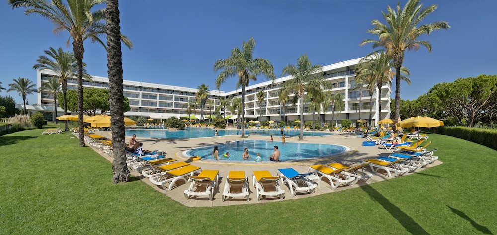 Alfagar Alto da Colina — Swimming pool in Albufeira, Faro