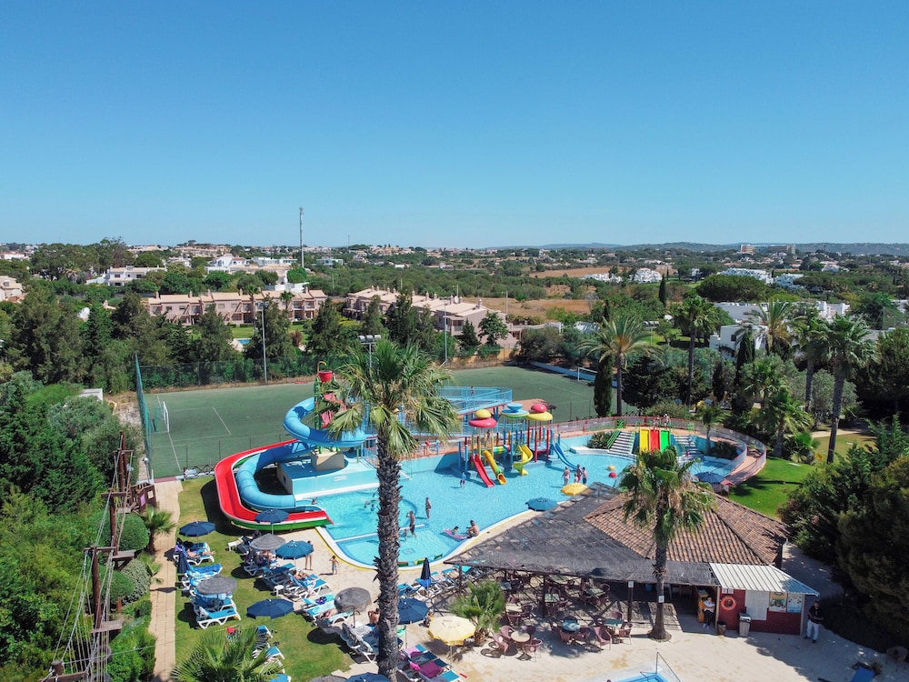 Alfagar Alto da Colina — Swimming pool in Albufeira, Faro