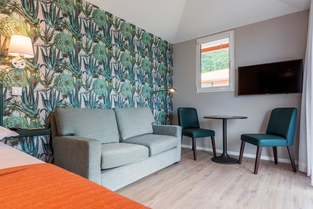 Pestana Quinta do Arco Nature & Rose Garden Hotel — Hotel rooms in Santana, Madeira