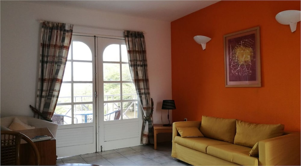 Foya Branca by Flagworld Hotels — Hotel rooms in Mindelo, Sao Vicente