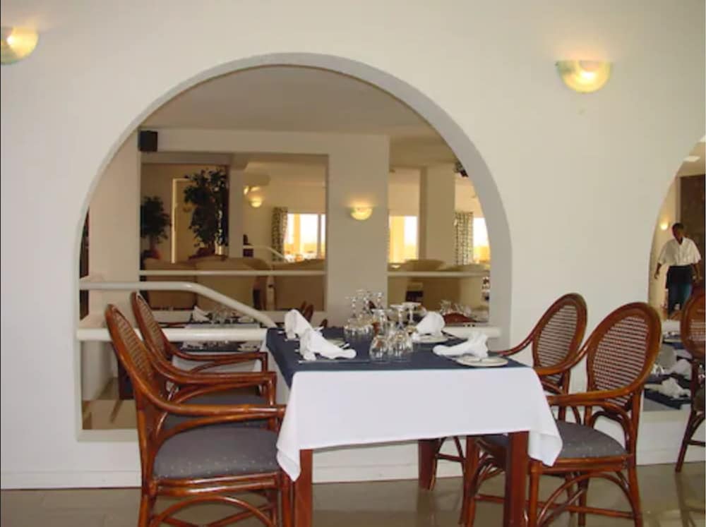 Foya Branca by Flagworld Hotels — Restaurant & bars in Mindelo, Sao Vicente