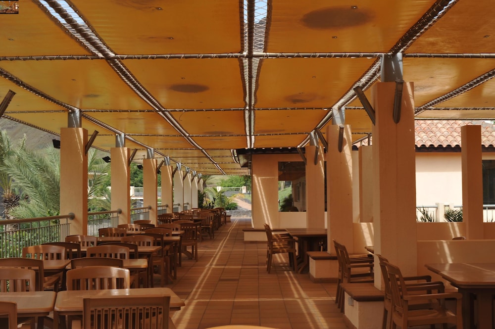 Foya Branca by Flagworld Hotels — Restaurant & bars in Mindelo, Sao Vicente