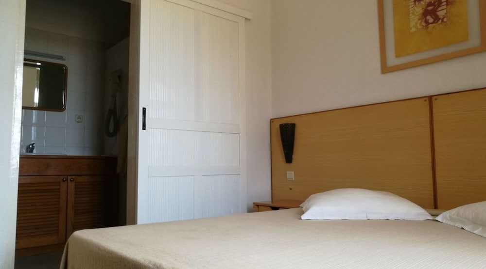 Foya Branca by Flagworld Hotels — Hotel rooms in Mindelo, Sao Vicente