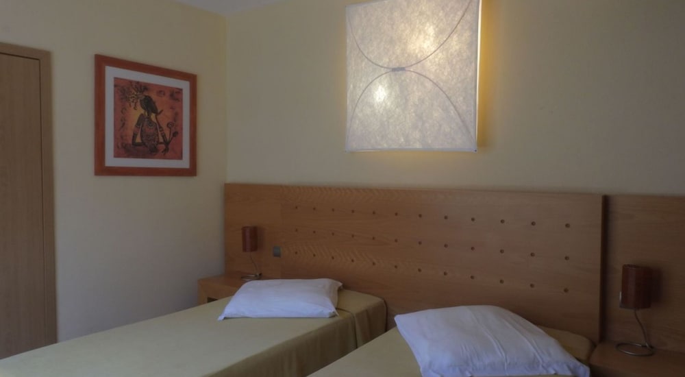 Foya Branca by Flagworld Hotels — Hotel rooms in Mindelo, Sao Vicente