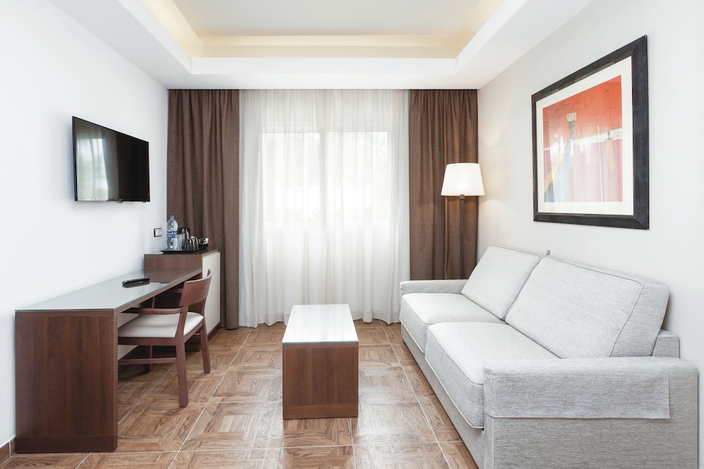 Hotel Riu Funana - All Inclusive — Hotel rooms in Santa Maria