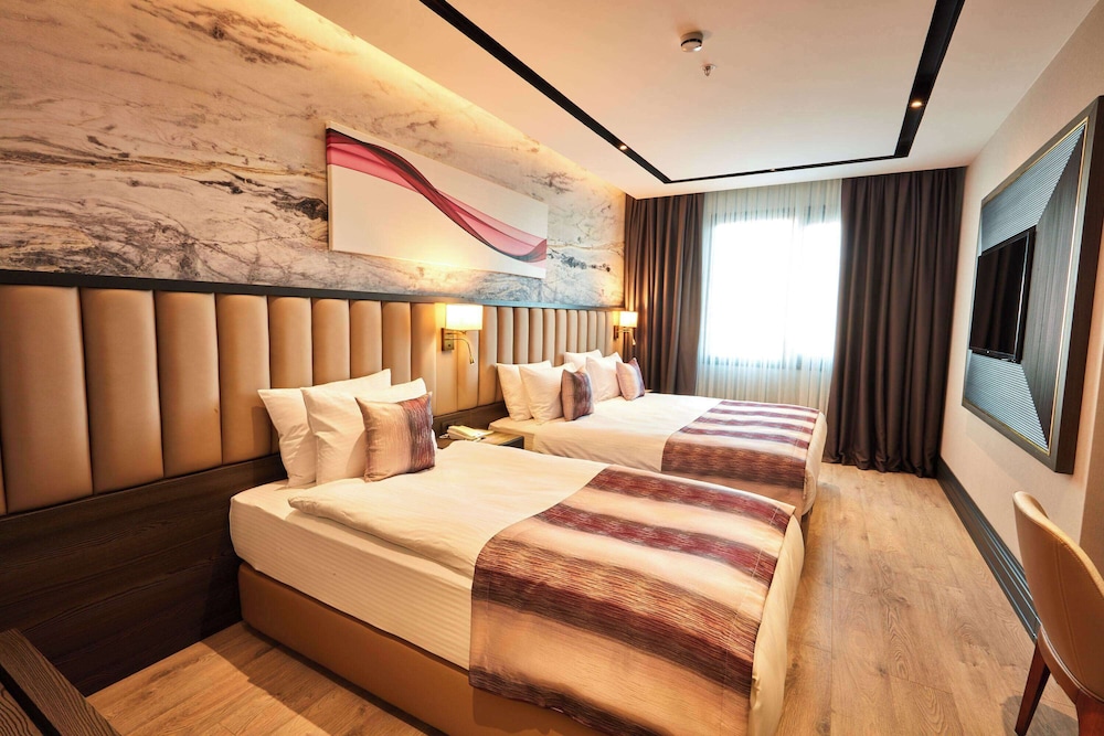 Ramada by Wyndham Istanbul Umraniye - zdjęcie 3