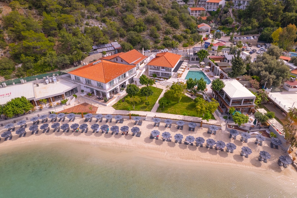Hotel Meri All Inclusive — Beach in Fethiye, Mugla