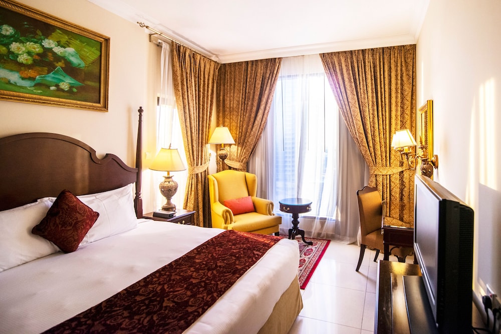 Mercure Dubai Barsha Heights Hotel Suites And Apartments — Hotel rooms in Dubai
