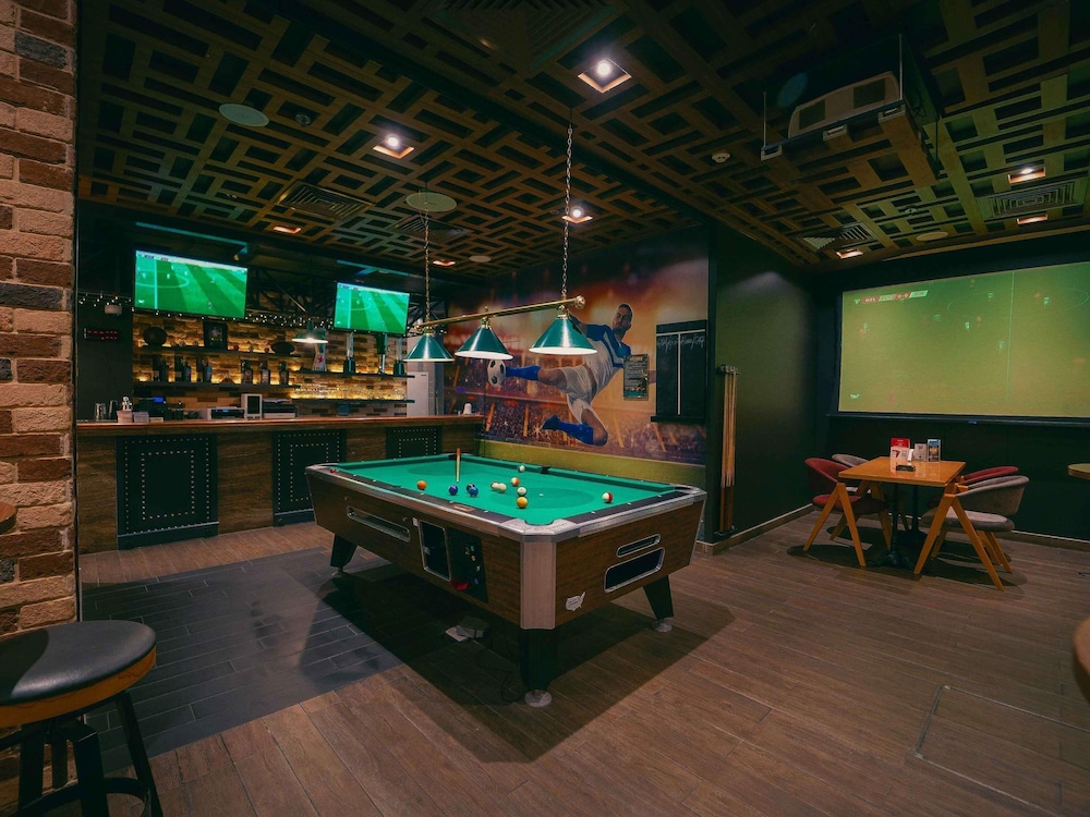 Mercure Dubai Barsha Heights Hotel Suites And Apartments — Sports & recreation in Dubai