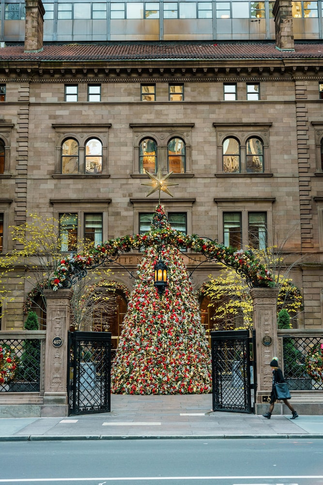 The Towers at Lotte New York Palace — Hotel building in New York City, New York State