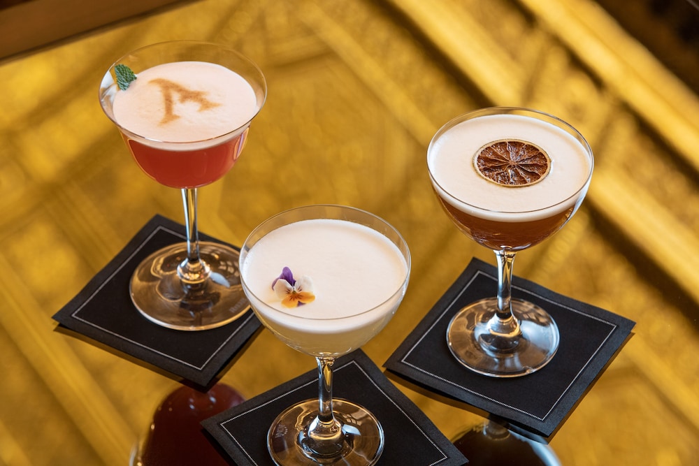 The Towers at Lotte New York Palace — Restaurant & bars in New York City, New York State