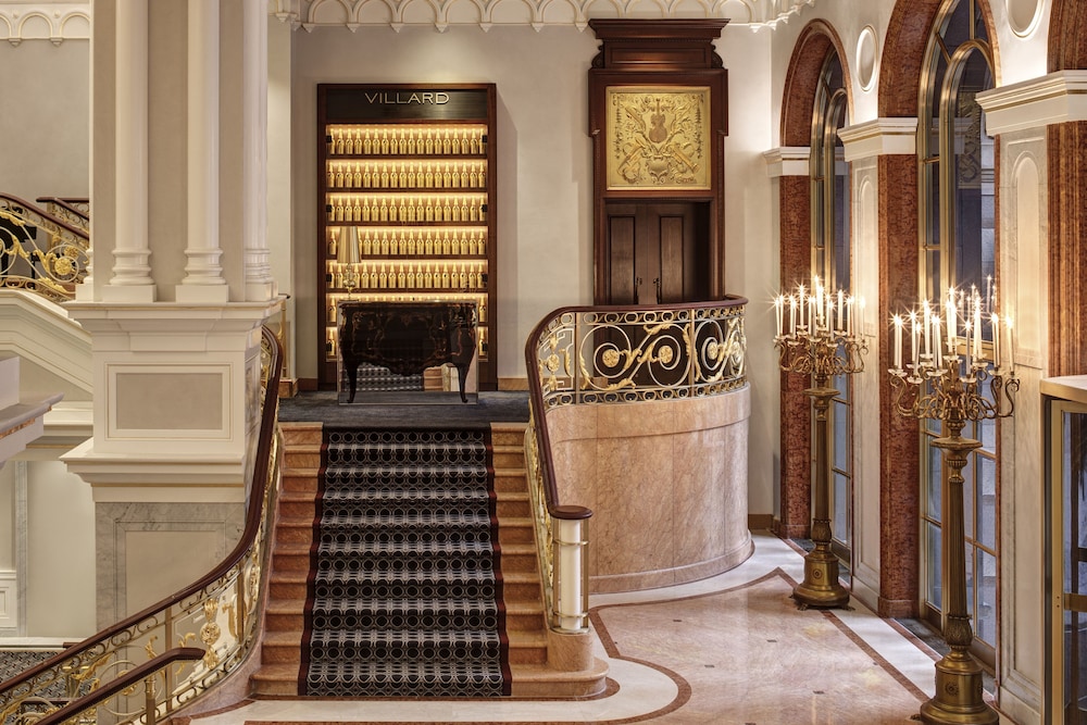 The Towers at Lotte New York Palace — Hotel building in New York City, New York State