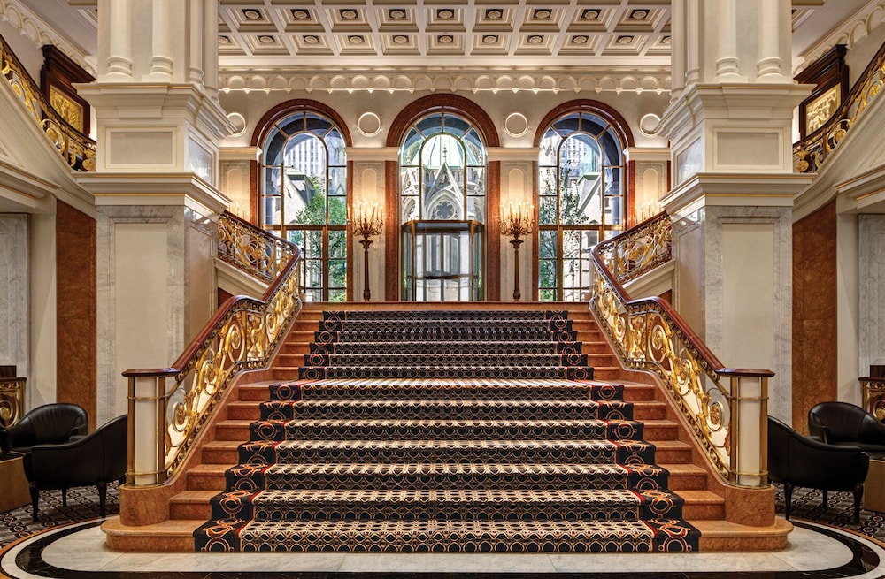The Towers at Lotte New York Palace — Hotel building in New York City, New York State