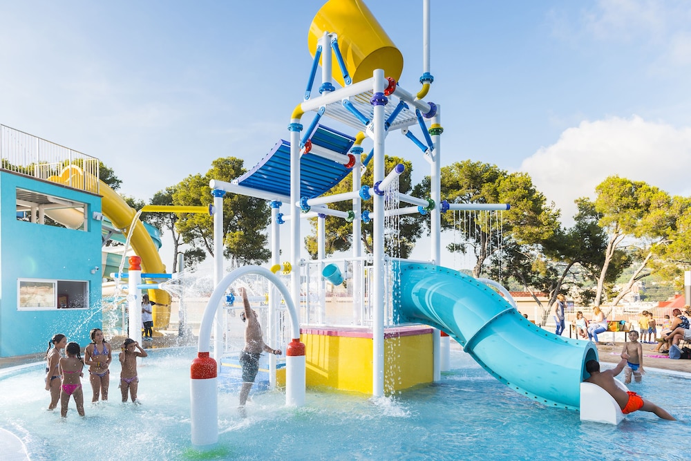 Guitart Central Park Aqua Resort — Swimming pool in Lloret de Mar, Catalonia