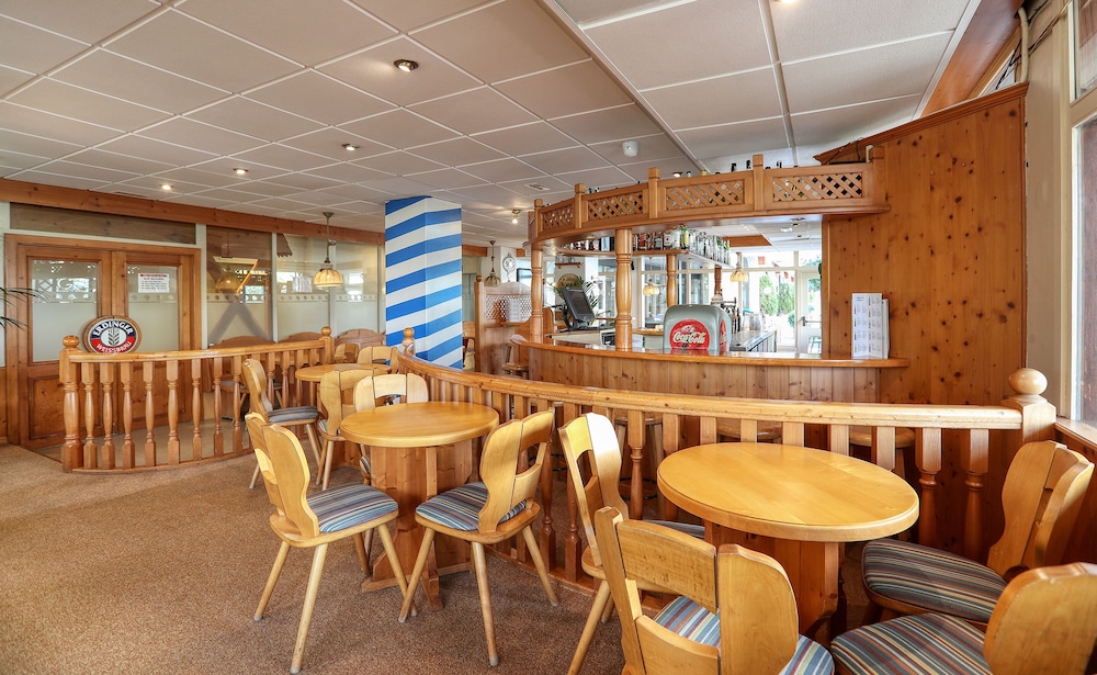 Guitart Central Park Aqua Resort — Restaurant & bars in Lloret de Mar, Catalonia