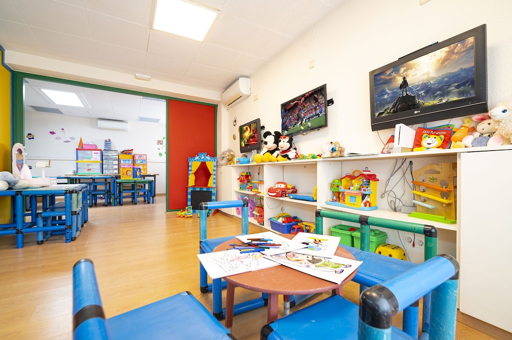 Guitart Central Park Aqua Resort — Attractions for children in Lloret de Mar, Catalonia