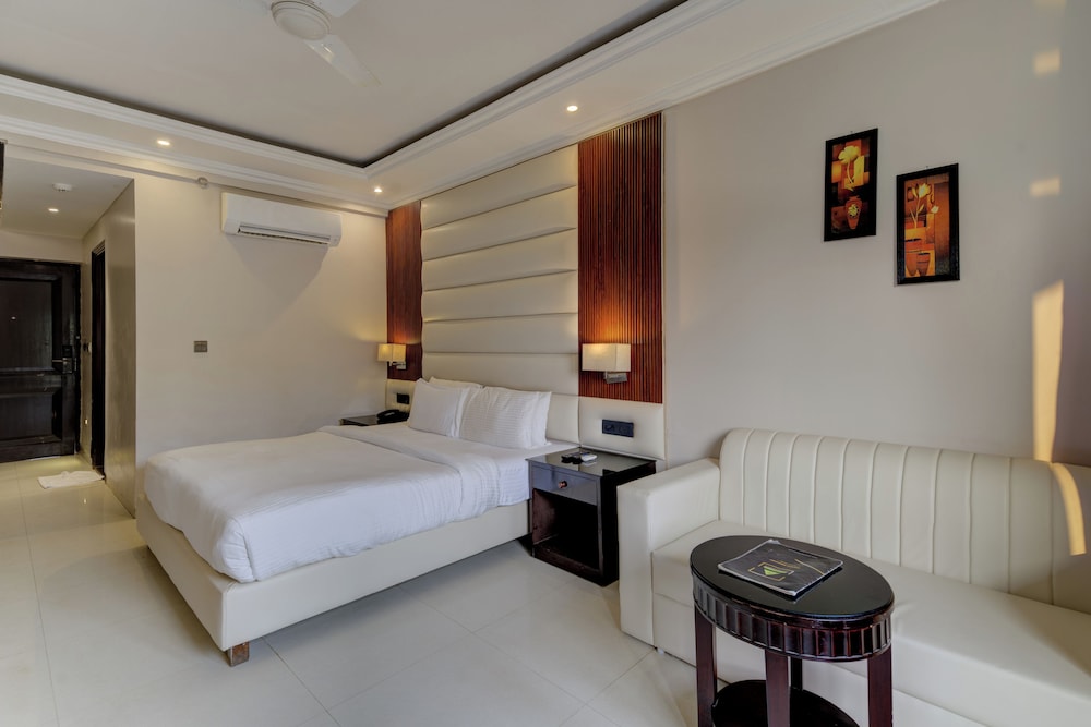 De Alturas Resort — Hotel rooms in Candolim, Goa