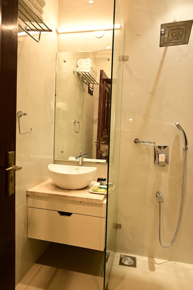 De Alturas Resort — Hotel rooms in Candolim, Goa