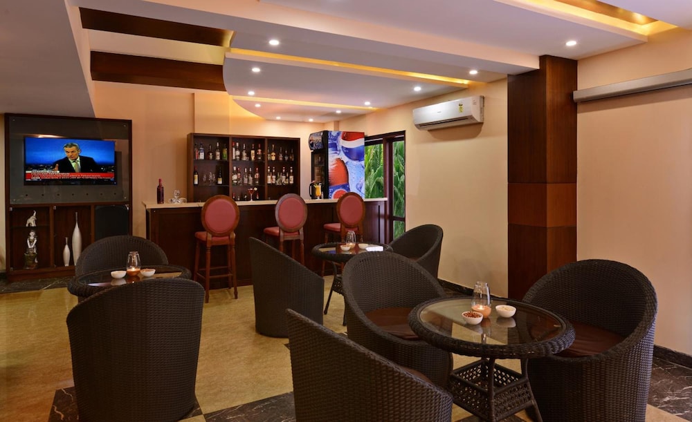 De Alturas Resort — Restaurant & bars in Candolim, Goa
