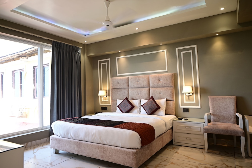 De Alturas Resort — Hotel rooms in Candolim, Goa