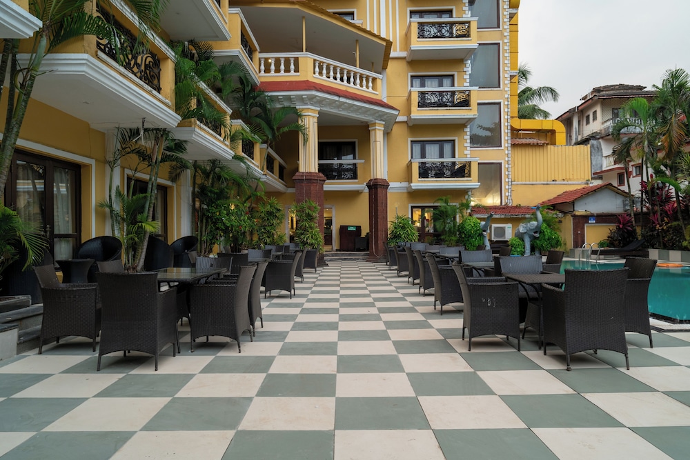 De Alturas Resort — Hotel building in Candolim, Goa