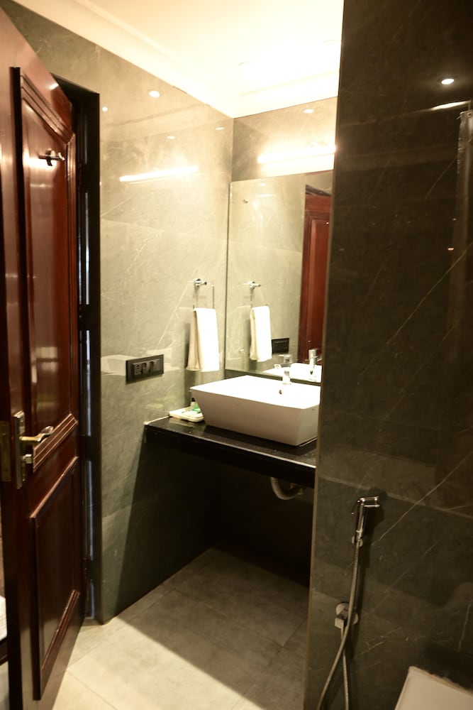 De Alturas Resort — Hotel rooms in Candolim, Goa