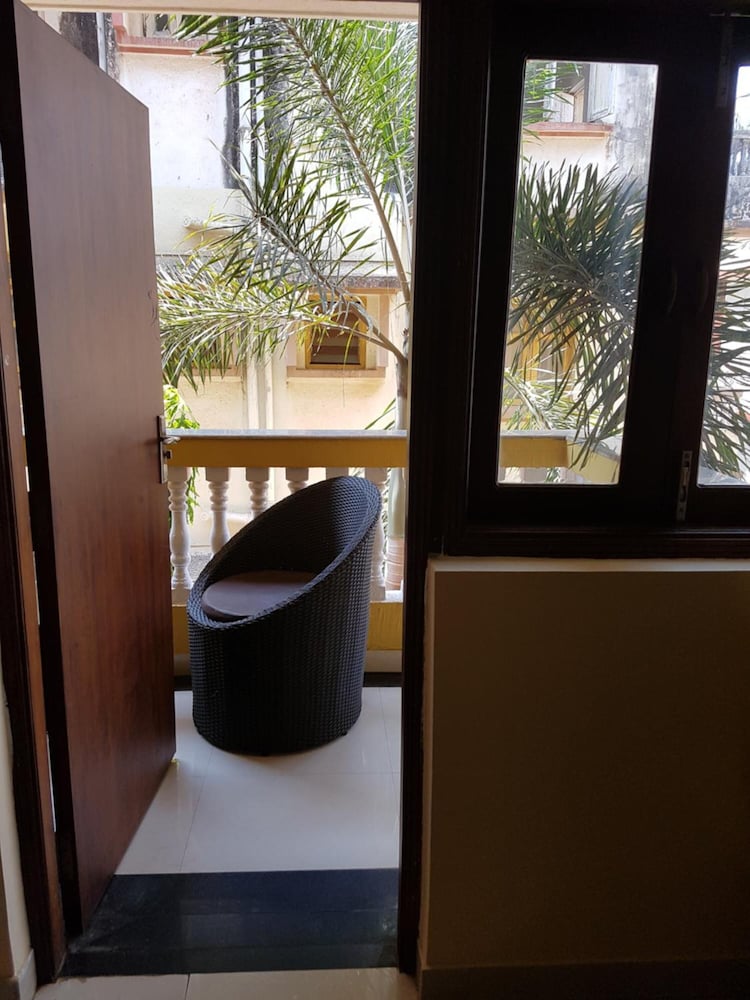 De Alturas Resort — Hotel rooms in Candolim, Goa