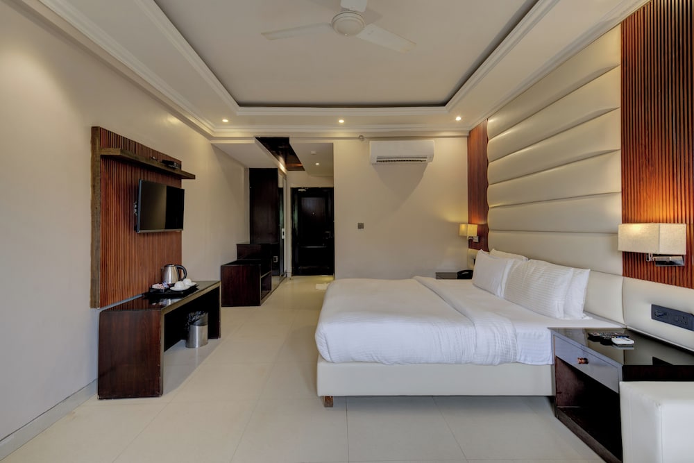 De Alturas Resort — Hotel rooms in Candolim, Goa
