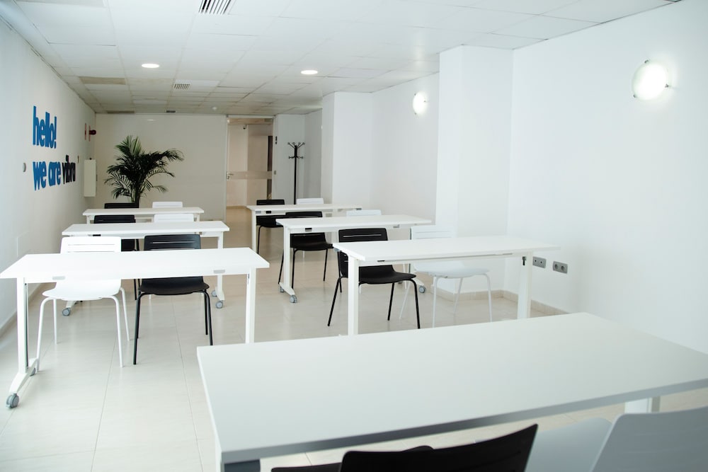Hotel Vibra S´Estanyol — Hotel building in San Antonio, Balearic Islands
