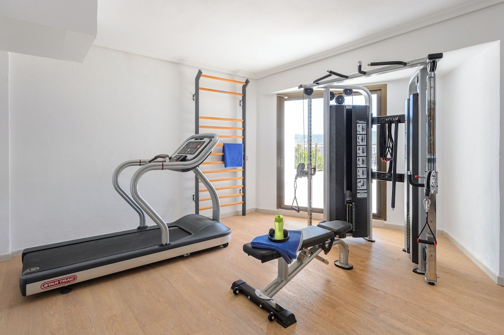 Hotel Vibra S´Estanyol — Sports & recreation in San Antonio, Balearic Islands