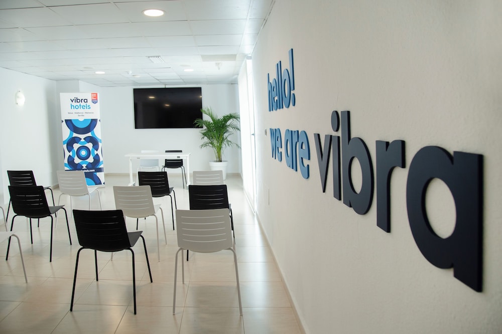 Hotel Vibra S´Estanyol — Hotel building in San Antonio, Balearic Islands