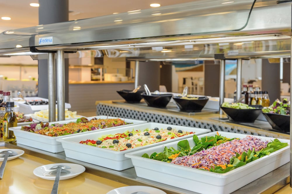 Hotel Vibra S´Estanyol — Restaurant & bars in San Antonio, Balearic Islands