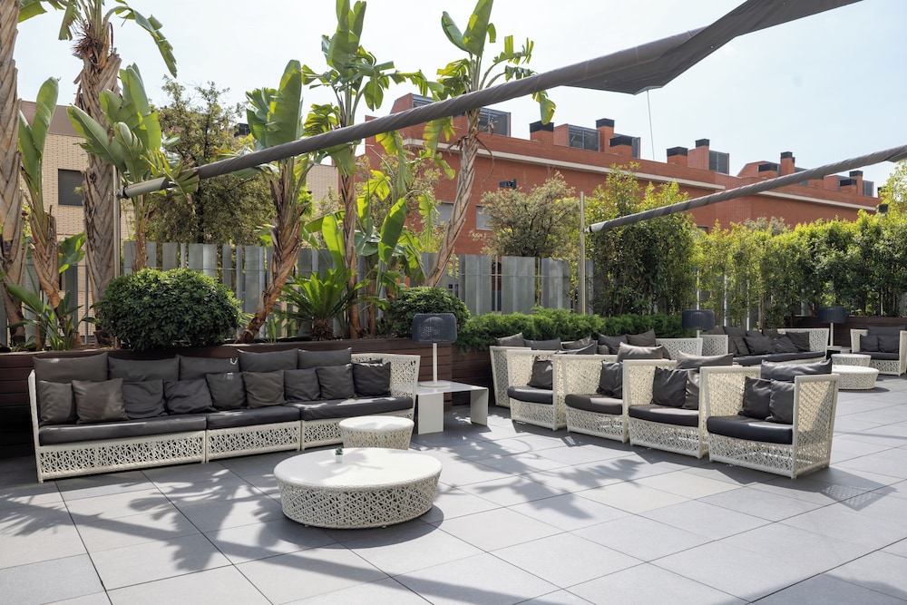 Hotel SB Plaza Europa — Restaurant & bars in Barcelona, Catalonia