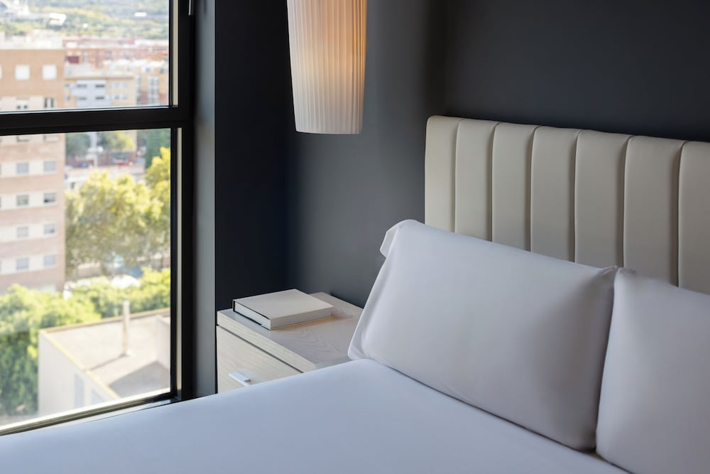 Hotel SB Plaza Europa — Hotel rooms in Barcelona, Catalonia