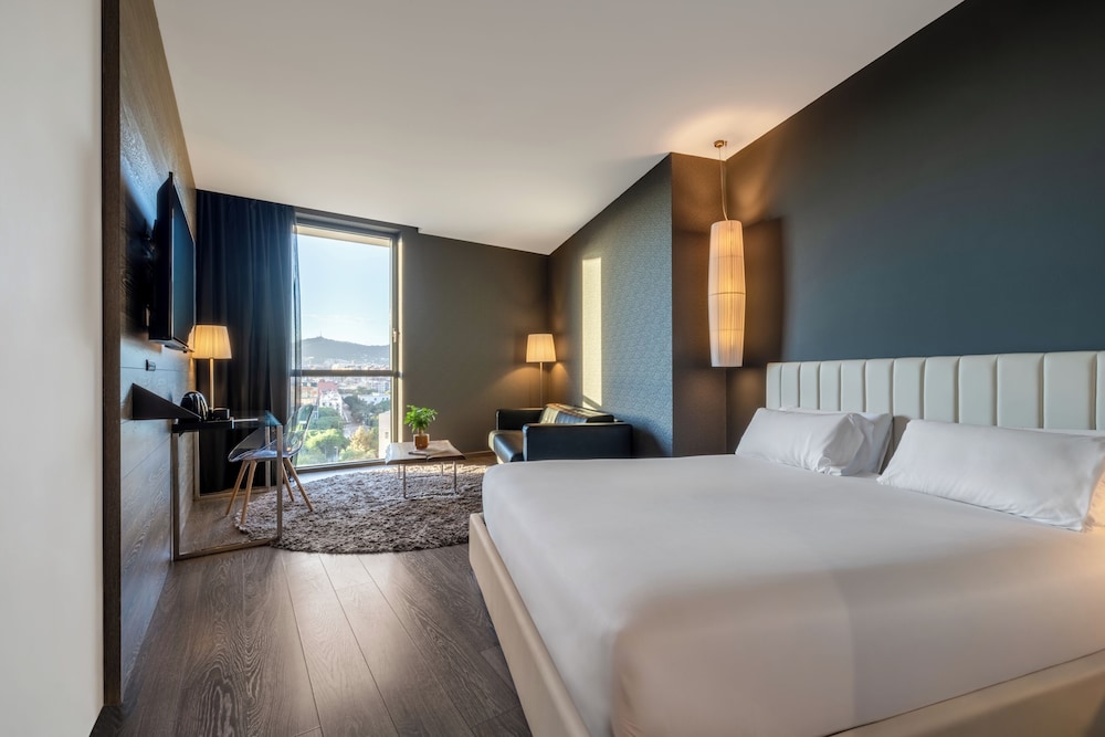 Hotel SB Plaza Europa — Hotel rooms in Barcelona, Catalonia