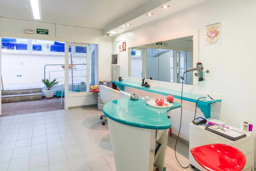 Ibiza JET Apartamentos - Adults Only — Spa in Playa d'en Bossa, Balearic Islands