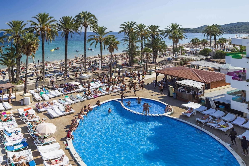 Ibiza JET Apartamentos - Adults Only — Swimming pool in Playa d'en Bossa, Balearic Islands