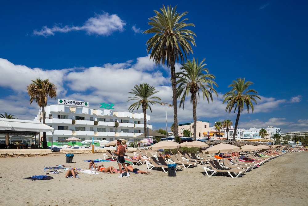 Ibiza JET Apartamentos - Adults Only — Beach in Playa d'en Bossa, Balearic Islands