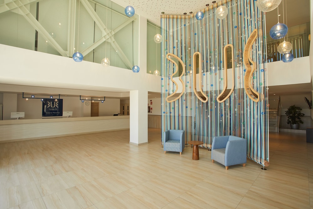 TUI BLUE Victoria Menorca — Hotel building in Santo Tomas, Balearic Islands