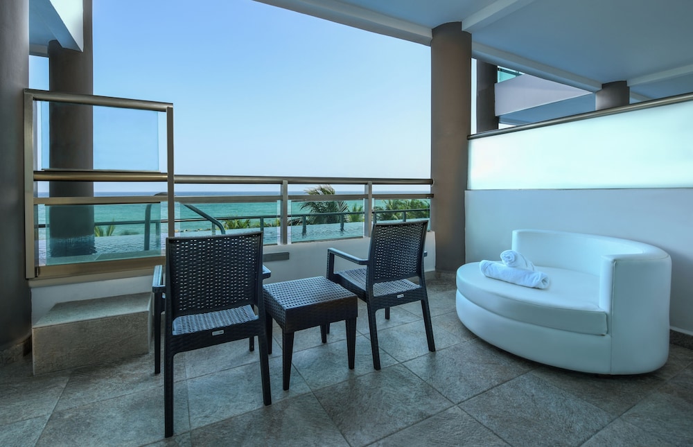 Generations Riviera Maya Oceanfront Family Resort, All & More Inclusive — Hotel rooms in Playa del Carmen, Quintana Roo