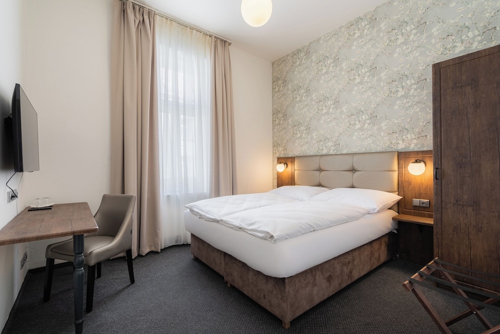 EA Hotel Victoria - zdjęcie 2