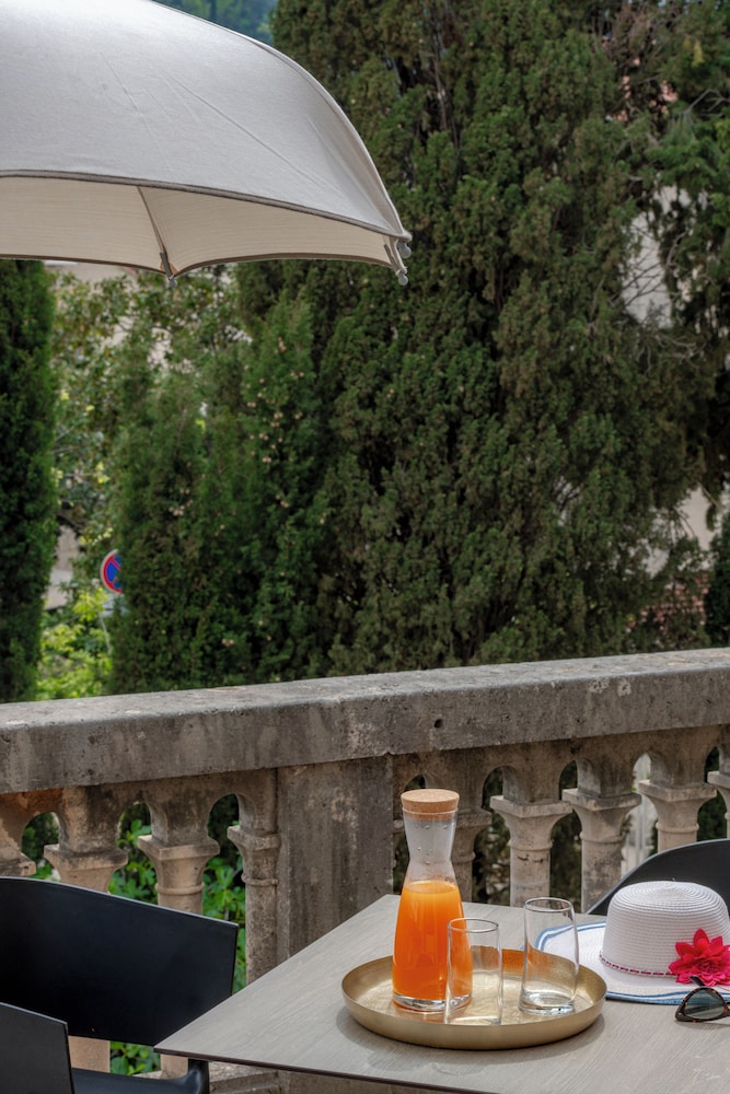 Boutique Villa Filaus — Restaurant & bars in Dubrovnik, Dubrovnik-Neretva
