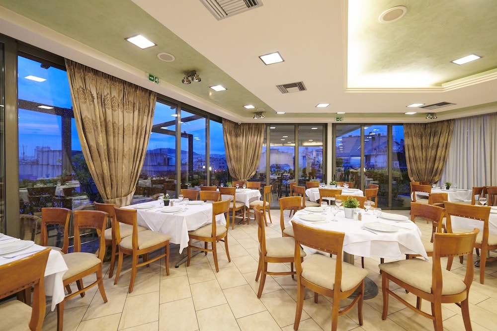 Golden City Hotel — Restaurant & bars in Athens, Attica