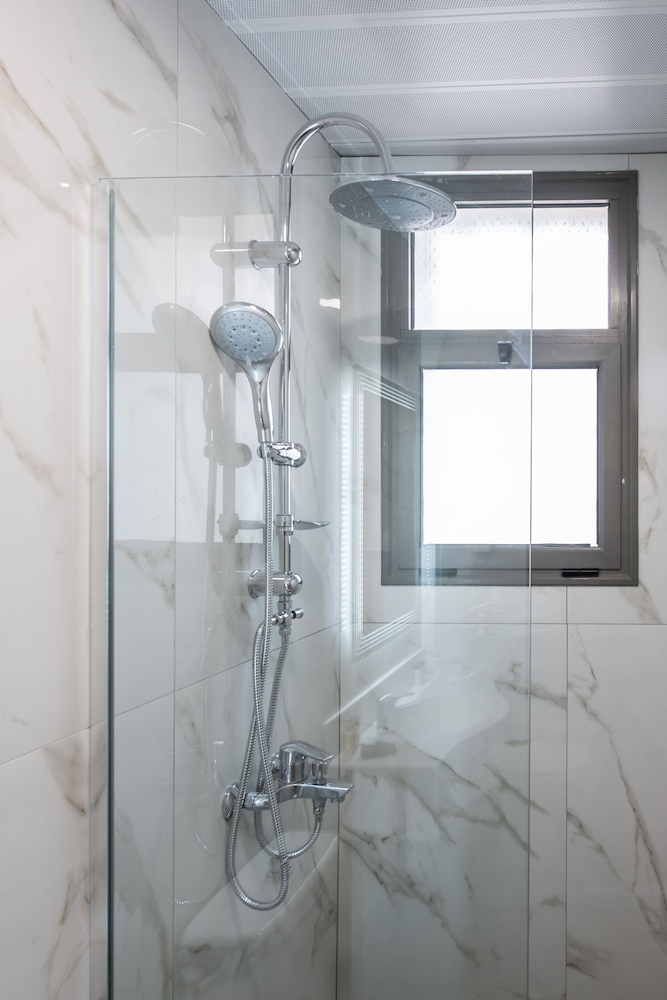 Golden City Hotel — Hotel rooms in Athens, Attica