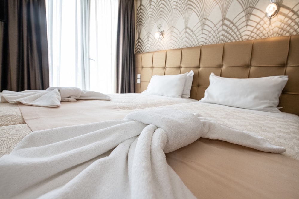 Golden City Hotel — Hotel rooms in Athens, Attica