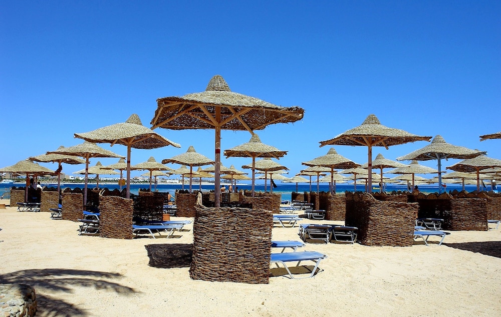 JAZ Neo Saraya Palms - All inclusive — Beach in Makadi Bay, Red Sea