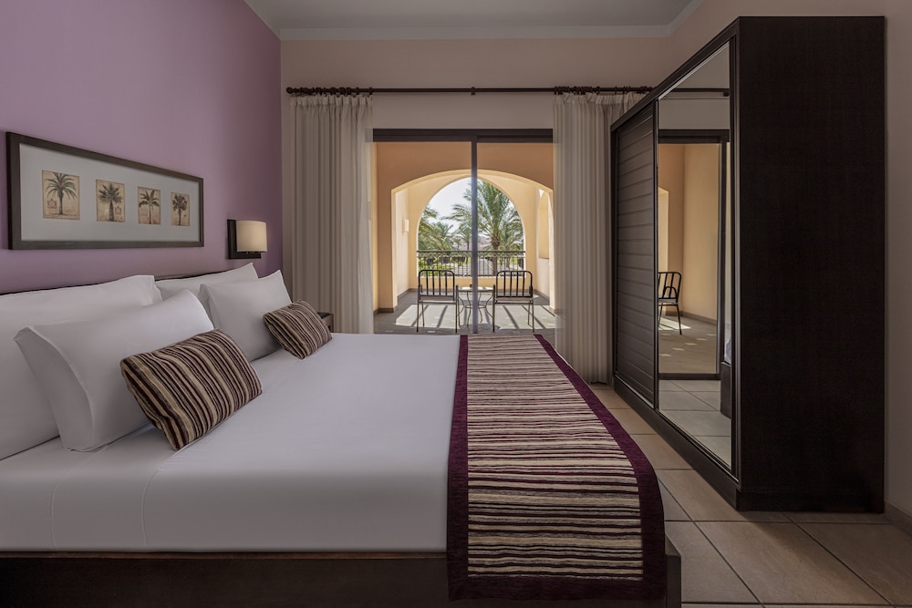 JAZ Neo Saraya Palms - All inclusive — Hotel rooms in Makadi Bay, Red Sea