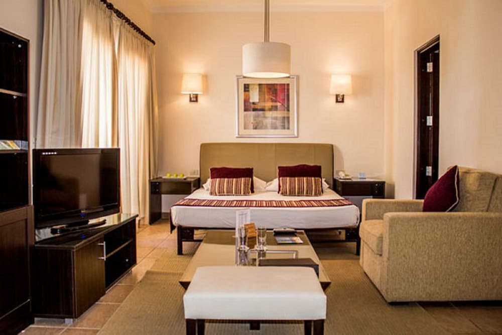 JAZ Neo Saraya Palms - All inclusive — Hotel rooms in Makadi Bay, Red Sea